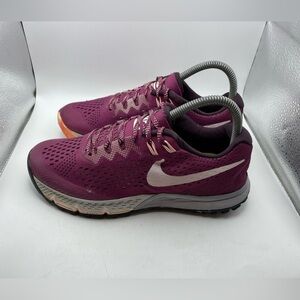 Nike Zoom Kiger 4 womens purple sneakers size 6.5